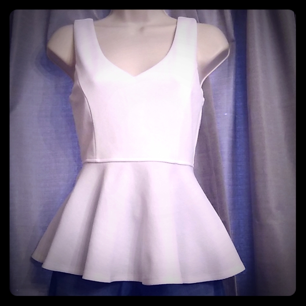 Forever 21 White sleeveless peplum top